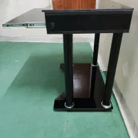 میز کامپیوتر شیشه ای مشکی|میز تحریر و کامپیوتر|یزد, |دیوار