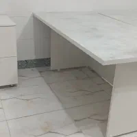 میز مدیریت و جلسه ایی