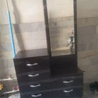 میز آرایشی