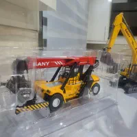 ماکت Die-Cast SANY بیل ۱/۳۵ و ریچ‌استکر ۱/۵۰