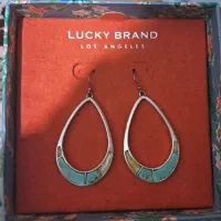 گوشواره ی نقره|بدلیجات|گالیکش, |دیوار