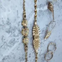 طلای در حد نو فروشی