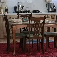 میز غذا خوری  چهار نفره وآینه کنسول