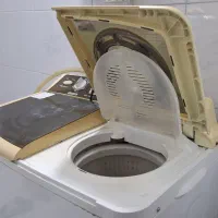 لباسشویی|ماشین لباسشویی و خشک‌کن لباس|شیراز, کوشک میدان|دیوار