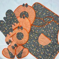 سرویس دم کنی و پیشبند آشپزخانه