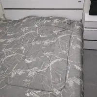 تخت و پاتختی