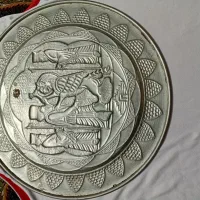 سینی  قدیمی  هم شکل|کلکسیون اشیاء عتیقه|اصفهان, دوطفلان|دیوار