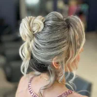 اجرای جدیدترین تکنیک‌های رنگ و رنگ آمبره ،بالیاژ|خدمات آرایشگری و زیبایی|رشت, گلسار|دیوار