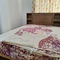 تخت خواب به همراه میز ارایش