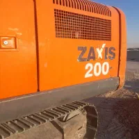 بیل ۲۰۰ هیتاچی مدل ۲۰۰۷|خودرو سنگین|اصفهان, اشکاوند|دیوار