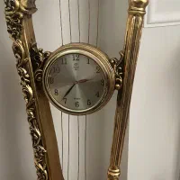 ساعت ایستاده و بوفه