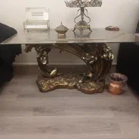 ۳عددمیز عسلی بایک عددقوی دکوری همه ۵میلیون