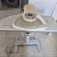 اتو ایستاده کم کار کرده مارک هاردستون