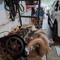 امداد خودرو تعمیرگاه و شارژ گاز کولر شبانه روزی|خدمات موتور و ماشین|گرگان, |دیوار