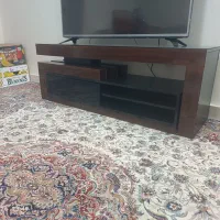 میز تلویزیون در حد نو