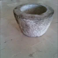 دو عدد هاون سنگی ۸۰ ساله