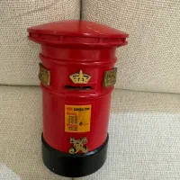 تعدادی ظروف پذیرایی