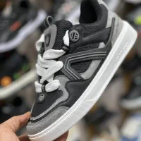 فروش ب قیمت خرید انواع کفش اسپرت و پوشاک|کیف، کفش، کمربند|بیرجند, |دیوار