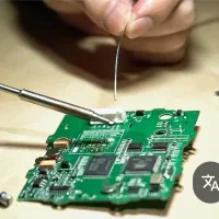 مونتاژکار و لحیم کارخانم نیازمندیم