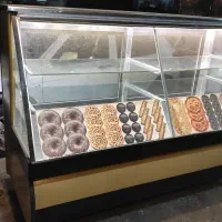 ویترین قنادی