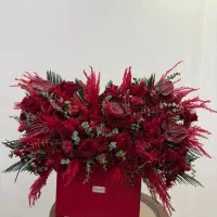 گل طبیعی ومیوه تزئین شده شب یلدا