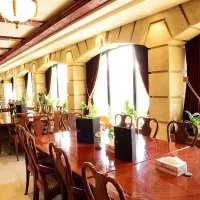 صندوق دار خانم برای شیفت شب