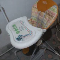 صندلی غدا کودک سالم