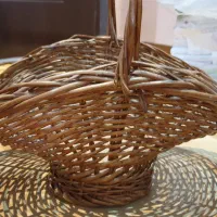 سه عدد سبد چوبی و سنگ تزیینی یک کیسه
