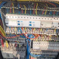 برق‌کشی، نصب کولر، لوستر و رفع اتصالی بندرعباس