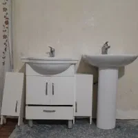 دو عدد رو شویی همراه با شیر و شلنگ