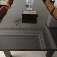 ناهار خوری ۸ نفره کاملا سالم