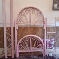 تخت دوطبقه فلزی