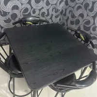 میزناهارخوری یا کافی شاپی