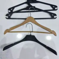 رگال مانکن گیره چوب لباس