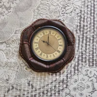 ساعت دیواری