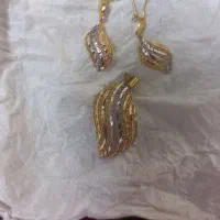 نیم ست طلا با ۳ درصد بالای تابلو