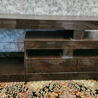 میز تلویزیون در حد نو