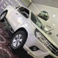 ترمیم شیشه شکسته ماشین با اشعه UV