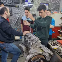 آموزش مکانیک خودرو خارجی تعمیر موتور بنز و هیوندا