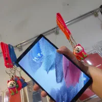 تبلت سامسونگa7 Lite32تمیزدرحدنوهمراه هدیه1سرور1ماه