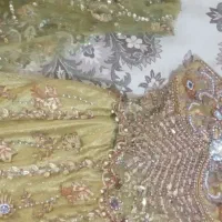 لباس کردی بسیارزیباکاملاسنگ شده|لباس|قدس, شهرقدس|دیوار