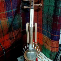 کمانچه خورشیدی|سازهای سنتی|خرم‌آباد, |دیوار