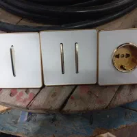 فروش انواع سیم و کابل و ریسه و محافظ و کلید و پریز