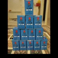 تعدادی ظروف فلزی آشپز خانه