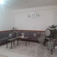 مبل و میز تلویزیون و جاکفشی و وسایل ستش