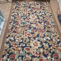 فرش وینتج گل برجسته .زمینه سرمه ای