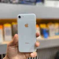 iPhone 8 حافظه 64 مشابه نو بدون تمیز