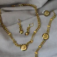 سرویس تمام استیل ورساچه