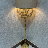 آباژور ایستاده کنارسالنی|چراغ خواب و آباژور|بندر ماهشهر, |دیوار