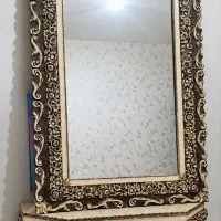 آینه و میز